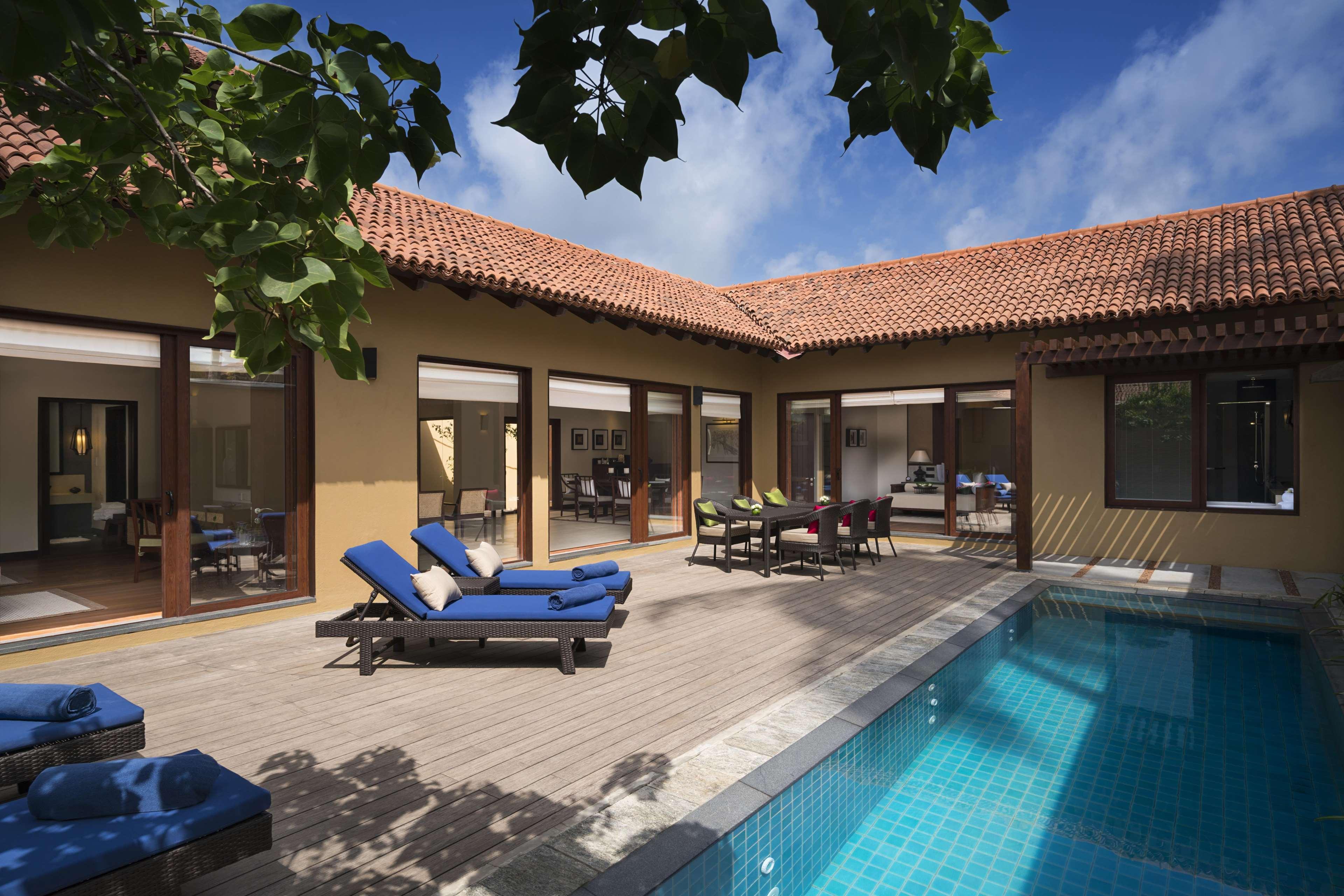Anantara Kalutara Resort Exterior photo