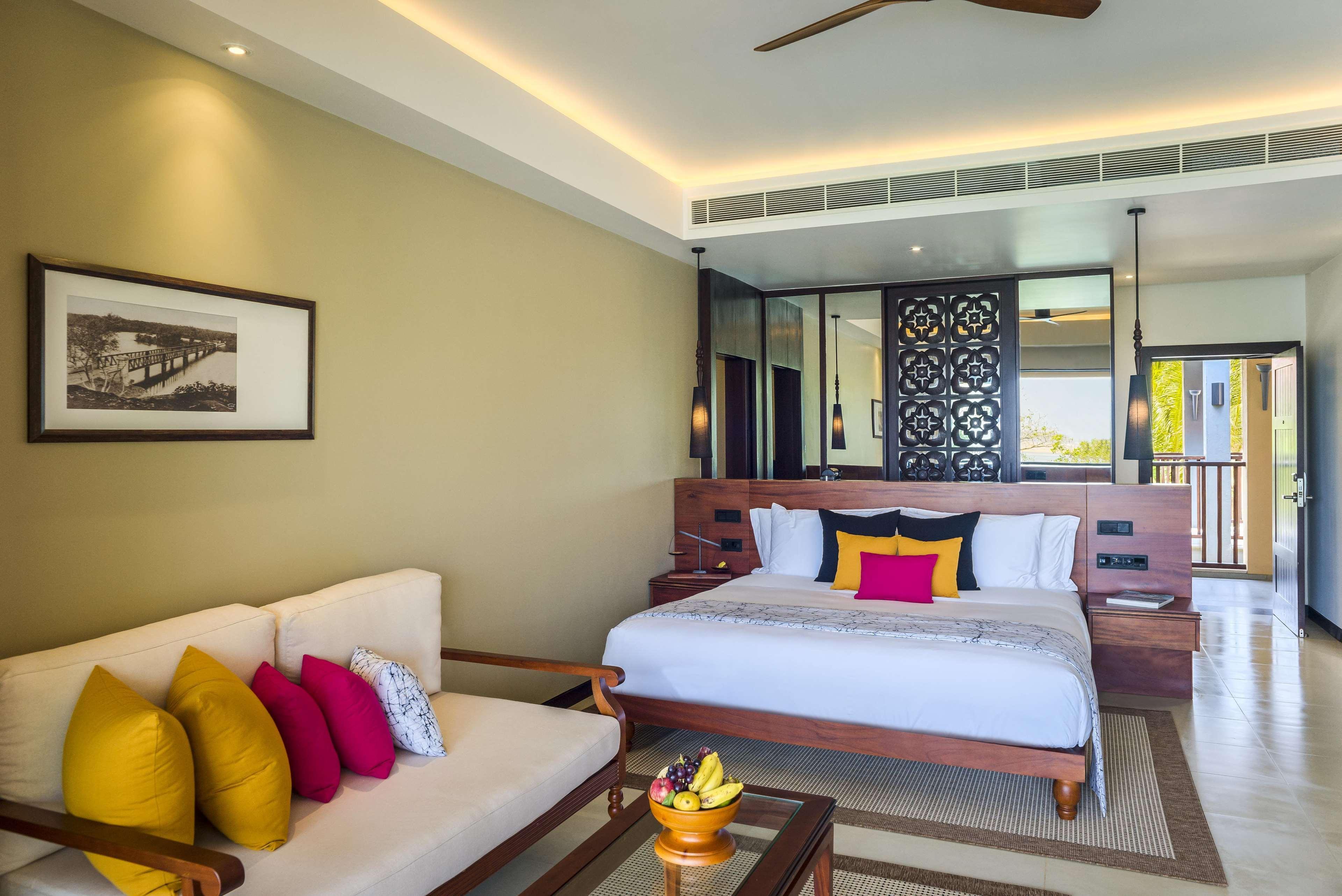 Anantara Kalutara Resort Exterior photo