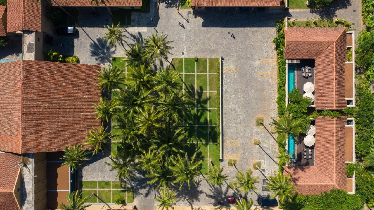 Anantara Kalutara Resort Exterior photo